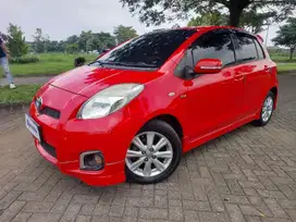 Toyota Yaris 1.5 E Bensin OTOMATIS 2013  NAAZ