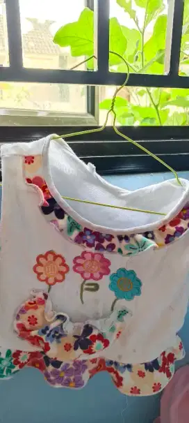 Baju bayi New Born perempuan