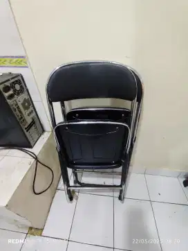Kursi lipat chitose