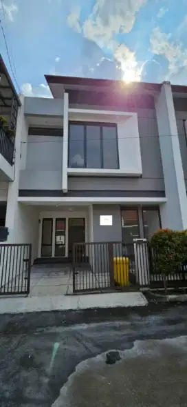 Disewakan rumah Antapani
