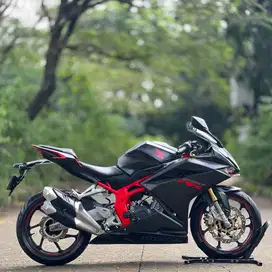 HONDA CBR 250RR NON ABS BLACK 2020 KM 11K PAJAK PANJANG SUPER MULUS