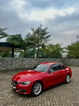 BMW 320i F30 Sport 2015 Pajak Pnjg Bs Tuker Tmbh