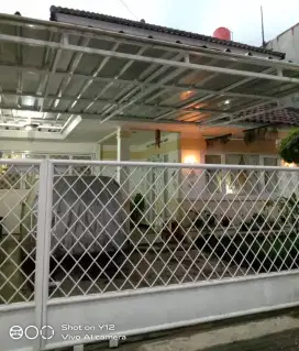 Rumah semi furnished bisa kantor 1.5 lantai di citra Antapani Bandung