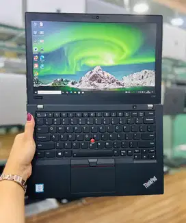 Lenovo Thinkpad X280 Core i7 Gen8 16GB/256GB 12.5 Inc Full HD D-DC