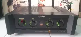 Ampli karaoke Yamaha KMA-1080