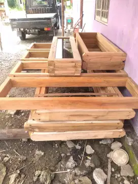 Kusen pintu jati