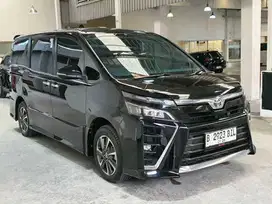 Toyota Voxy 2.0 AT 2019 Hitam PREMIUM B2923BIL