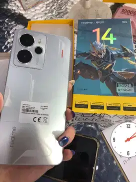 WTS Realme 14 5G baru 3 hari pakai , mulus sangat LIKE NEW FULLSET