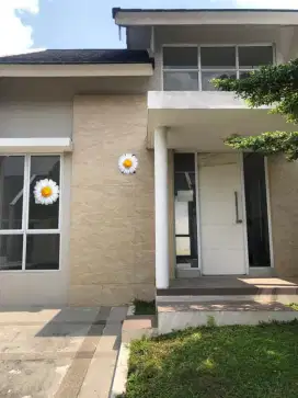 DISEWAKAN RUMAH SIAP HUNI DI CITRALAND CIBUBUR