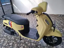 Km 1.800 keyless, yamaha fazzio 125 LED 2024 bln 12 garansi service.