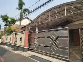 Turun dr 7 M ke 5,5 M Rumah Mewah di Jl. Kauman, Palebon dkt Superindo