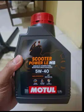 Oli motul powe LE 5w40