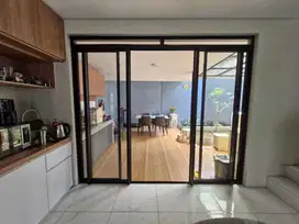 Jual Rumah Bagus Full Furnish di Kota Baru Parahyangan, Punawangi