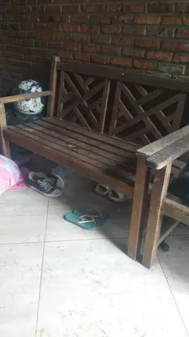 Kursi jati antik
