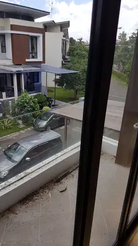 TURUN HARGA DIJUAL RUMAH MODERNLAND