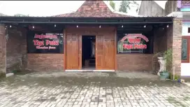 Dijual tanah bangunan rumah makan