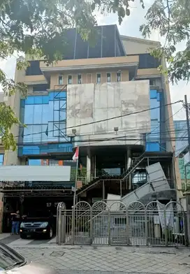 Kantor Siap Pakai Di Jalan Ngagel
