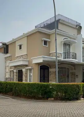 Dijual rumah mewah harga miring di Greenlake