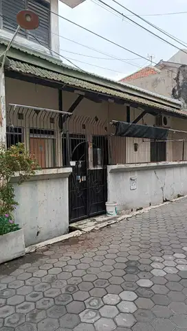 Rumah di Tanah Mas Semarang