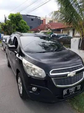 Chevrolet SPIN 2013 A/T