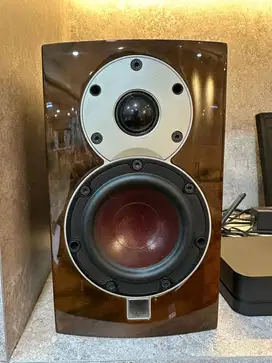 DALI MENUET SE EX DEMO SHOWROOM