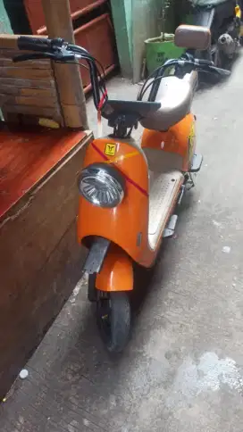 Sepeda listrik bagus siap pakai
