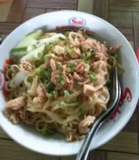 Dibutuhkan segera jaga stand pangsit mie ayam Jakarta