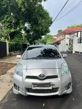 Toyota Yaris 2012 type (E) Automatic