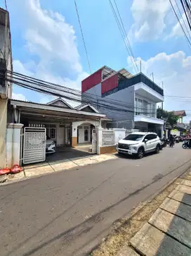 MURAH! NEGO, JUAL BU! Rumah Pejaten Timur, jln Utama. tanah luas