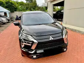 Mitsubishi Xpander 1.5 exceed 2021 AT black metallic