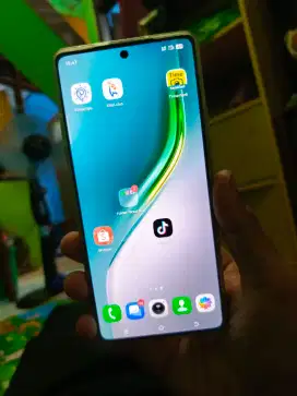 Tecno Camon 40 8/256