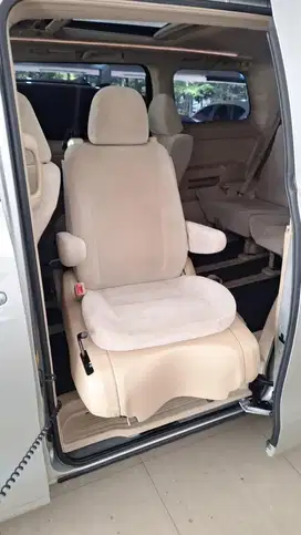 Toyota Alphard G Welcab 2010 Silver