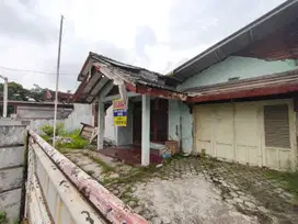 Tanah depan Campus Uswaganti Cirebon