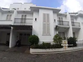 Dijual Rumah Dua @Kemang Residence
