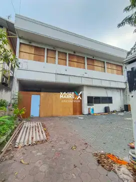 Disewakan Rumah Komersial Jl Nias Gubeng Biliton Murah