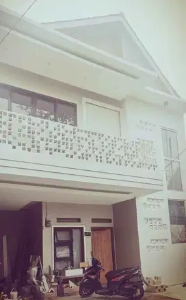 RUMAH MEWAH 500 JUTAAN  DIBANDUNG TIMUR KOMPLEK MITRA GRAHA  POSINDO
