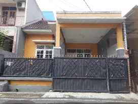 Dijual rumah minimalis di Dukuh Zamrud