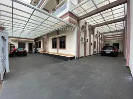 Gedung Kost 3 Lantai 30 KT Strategis Di Cempaka Putih S4238