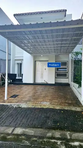 Dijual rumah di  legenda wisata