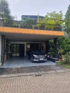 Dijual Rumah Semi Furnished, Lingkungan Adem di Green Cove BSD