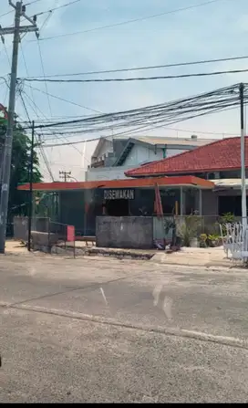 Disewakan  Runga Usaha Di Jln.Raya Kupang Baru