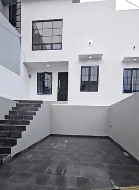 CIRACAS KELAPA DUA WETAN RUMAH BARU DALAM CLUSTER START 700 JT AN S483