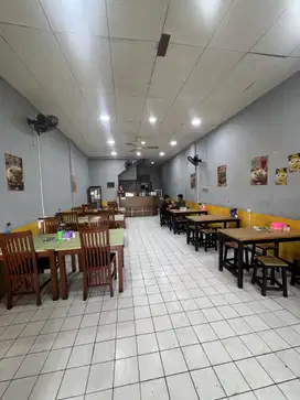 Disewa Ruko Boulevard Gading Serpong 3 Lantai Lokasi Strategis