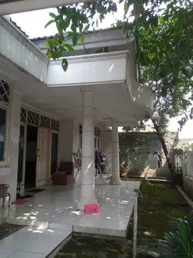 Villa Taman Kartini  (Keluar tol bekasi barat)