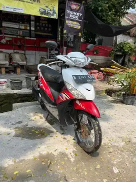 YAMAHA MIO J 2012