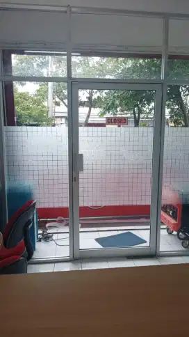 Sticker sandblast stiker buram sekat kantor hotel ruko & ruangan