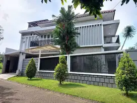 Rumah Mewah Hook Araya Malang