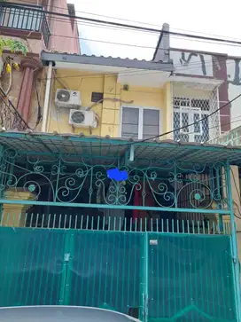 Dijual Rumah Milenial Dengan One Gate Sistem di Taman Palem Lestari