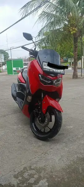 Nmax 2022 merah kondisi mulus terawat