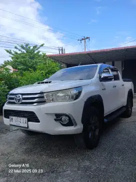 Dijual Hilux Double cabin Revo 2.5 G 4X4 Thn 2015